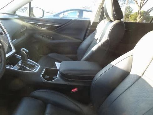 Used 2024 Subaru Outback Limited image 9