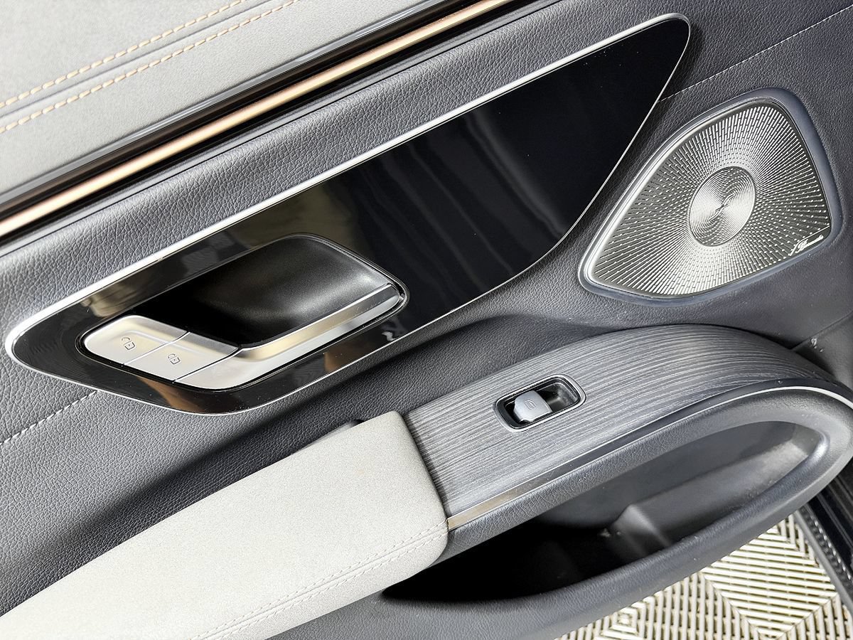 Used 2022 Mercedes-Benz EQS 580 4MATIC Sedan image 34