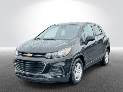 Used 2019 Chevrolet Trax LS w/ Tint and Cruise Package