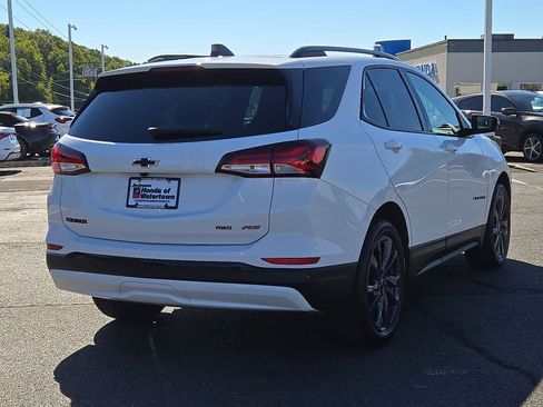Used 2024 Chevrolet Equinox RS w/ RS Leather Package image 5