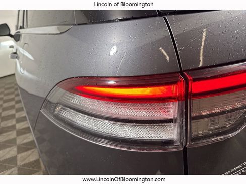 Certified 2022 Lincoln Aviator Reserve w/ Equipment Group 201A image 23