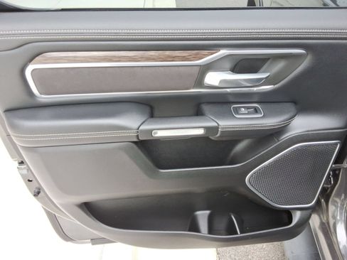 Used 2020 RAM 1500 Laramie AWD/4WD image 22