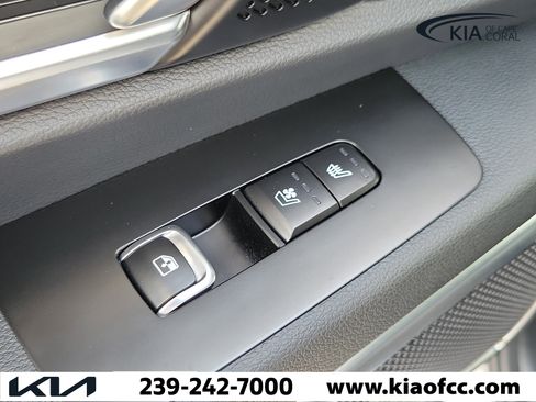 Certified 2025 Kia Telluride SX Prestige X-Line image 18