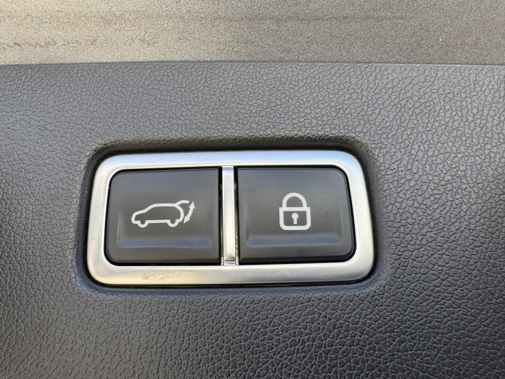 Used 2022 Kia Sorento SX FWD image 41