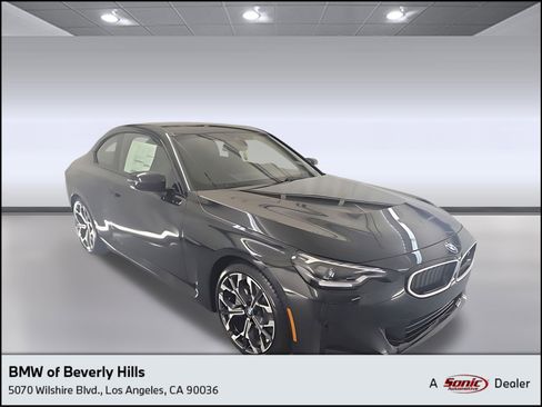 Used 2025 BMW 230i Coupe w/ Convenience Package image 1