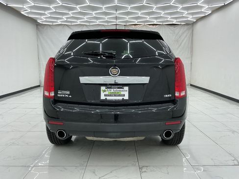 Used 2016 Cadillac SRX Luxury w/ Driver Awareness Package AWD/4WD image 10