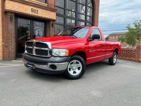 Used 2002 Dodge Ram 1500 Truck 2WD Regular Cab image 2