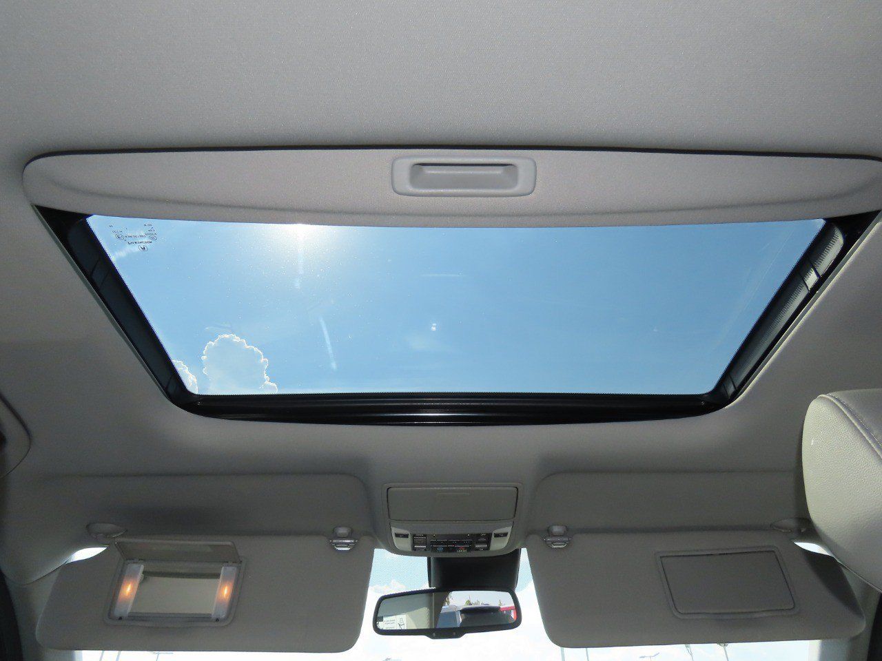 Used 2015 Acura MDX w/ Technology Package FWD image 24