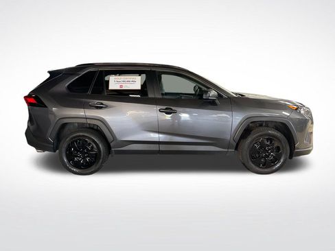 Certified 2021 Toyota RAV4 LE AWD/4WD image 6