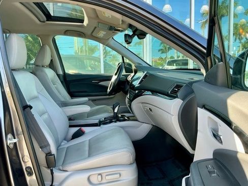 Used 2018 Honda Ridgeline RTL-E image 18