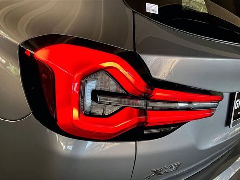 Used 2024 BMW X3 sDrive30i w/ Convenience Package image 28