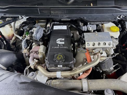 Used 2022 RAM 2500 Big Horn image 39