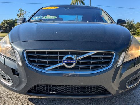 Used 2013 Volvo S60 T5 image 9