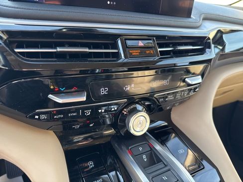 Certified 2025 Acura MDX w/ Technology Package image 22