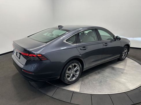 Used 2023 Honda Accord EX image 7