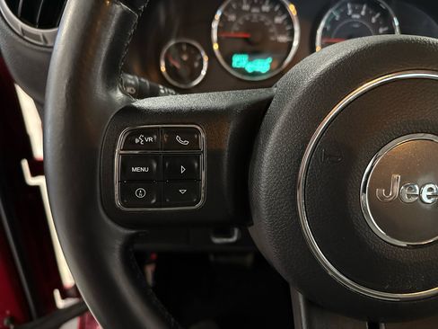 Used 2012 Jeep Wrangler Unlimited Sport image 11