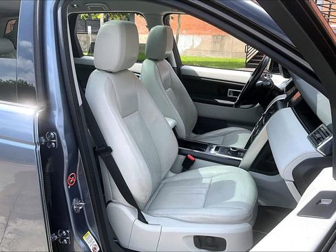 Used 2018 Land Rover Discovery Sport HSE AWD/4WD image 10