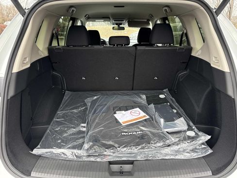 New 2026 Nissan Rogue SV AWD/4WD image 27