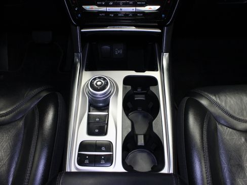 Used 2022 Ford Explorer Platinum RWD image 22