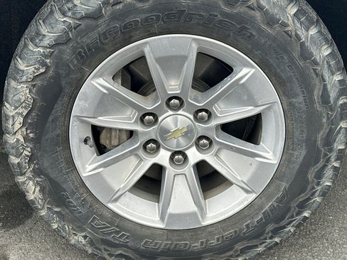 Used 2019 Chevrolet Silverado 1500 LT w/ All-Star Edition image 4