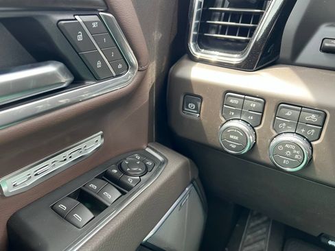 New 2026 GMC Sierra 1500 Denali w/ Denali Reserve Package AWD/4WD image 15