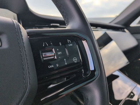 Used 2024 Land Rover Range Rover Sport Dynamic SE image 26