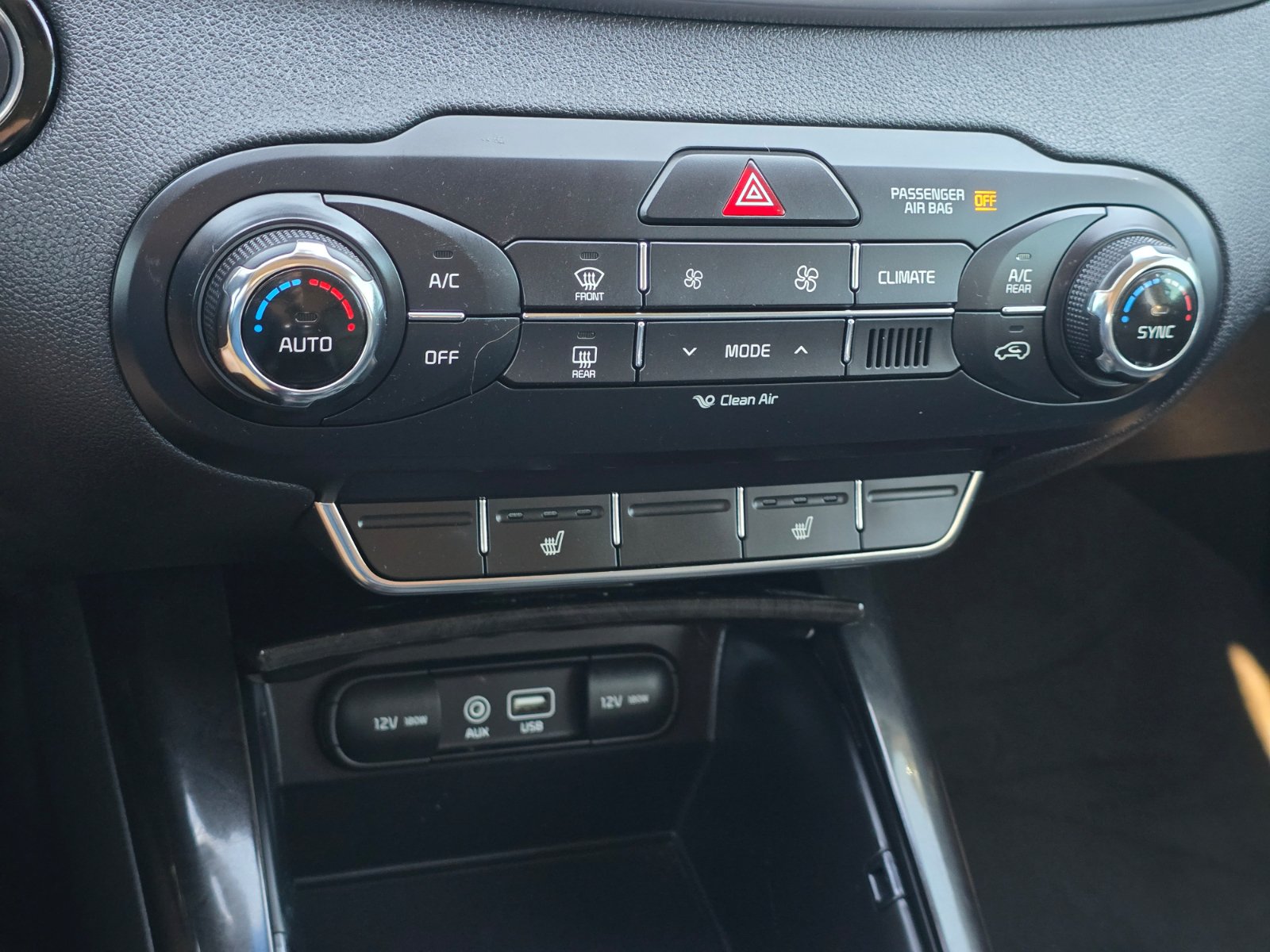 Used 2017 Kia Sorento EX w/ EX V6 Premium Package FWD image 22