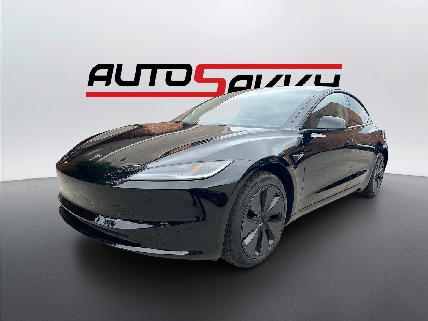 Used 2025 Tesla Model 3 Long Range RWD image 3
