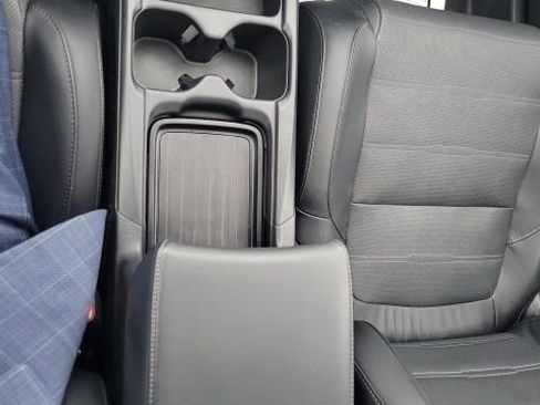 Used 2021 Honda CR-V EX-L image 37