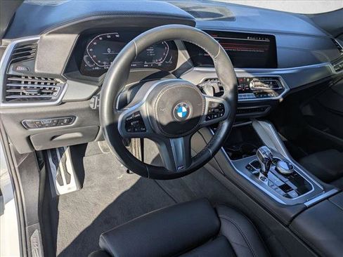 Used 2023 BMW X6 xDrive40i w/ M Sport Package image 10
