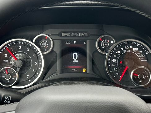 New 2026 RAM 1500 4x4 Crew Cab image 22