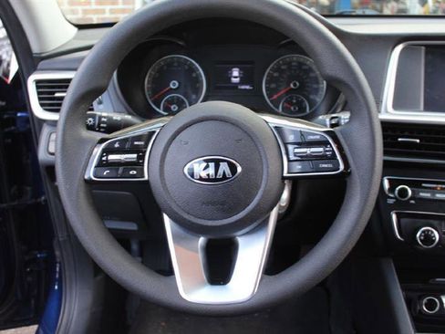 Used 2020 Kia Optima LX FWD image 16