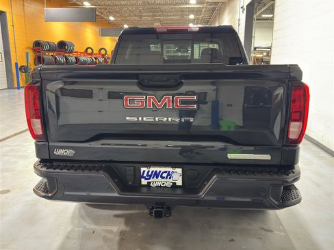 Used 2024 GMC Sierra 1500 Elevation w/ Elevation Premium Package image 8