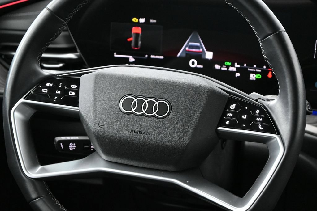 Used 2025 Audi Q5 Premium Plus w/ Premium Plus AWD/4WD image 13