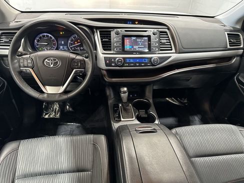 Used 2015 Toyota Highlander Plus image 7