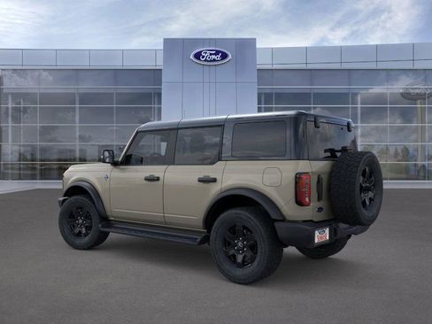 New 2025 Ford Bronco Outer Banks image 4