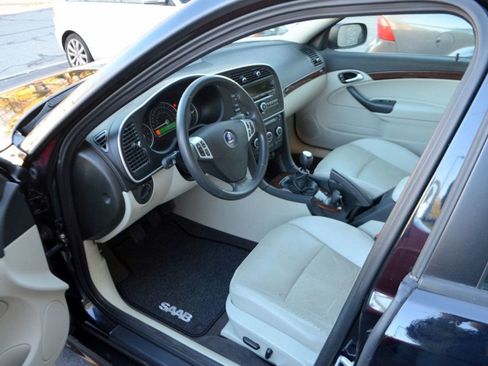 Used 2010 Saab 9-3 2.0T image 16