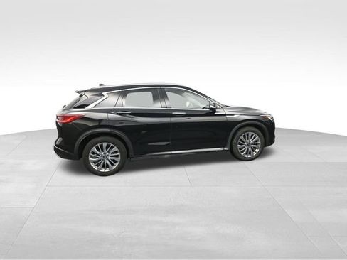Used 2024 INFINITI QX50 Luxe image 8