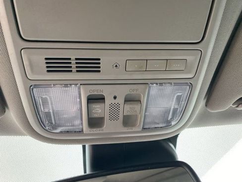 Used 2016 Honda Odyssey EX-L image 23