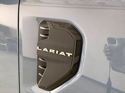 Used 2025 Ford Ranger Lariat w/ FX4 Off-Road Package AWD/4WD image 7