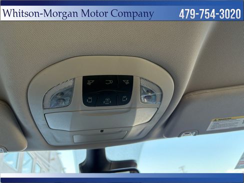Used 2023 Chrysler Voyager LX image 34