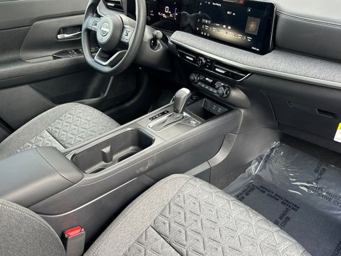 New 2026 Nissan Kicks SV w/ SV Premium Package image 13