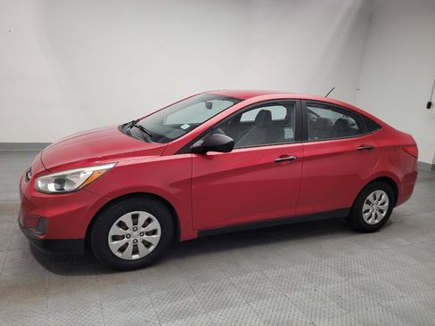 Used 2015 Hyundai Accent GLS FWD image 2