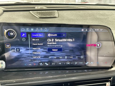 New 2026 Chevrolet Traverse High Country image 18