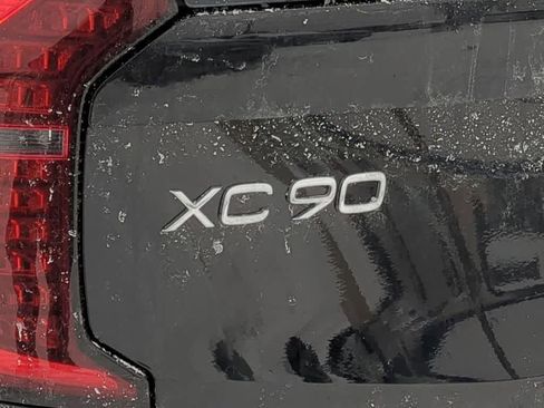 New 2026 Volvo XC90 B5 Plus image 12