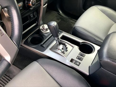 Used 2021 Toyota 4Runner SR5 Premium AWD/4WD image 17