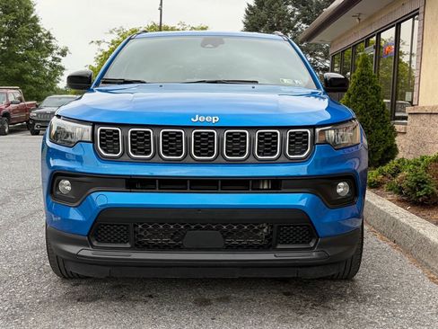 Used 2024 Jeep Compass Latitude AWD/4WD image 31