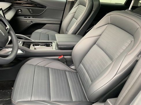 New 2026 Lincoln Nautilus Reserve w/ Jet Appearance Package AWD/4WD image 22