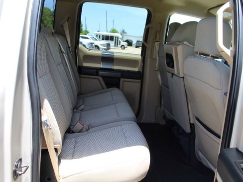 Used 2018 Ford F150 XLT w/ Equipment Group 302A Luxury AWD/4WD image 14