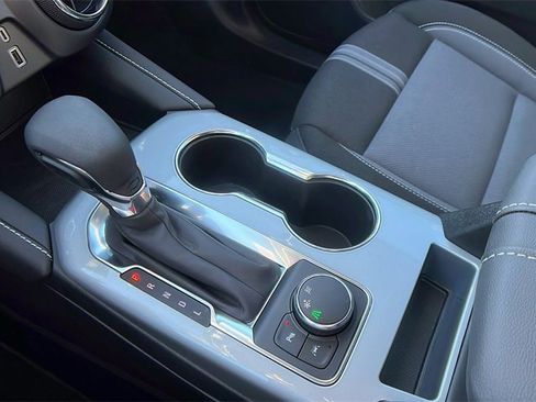 New 2025 Chevrolet Blazer LT w/ Midnight/Sport Edition image 24